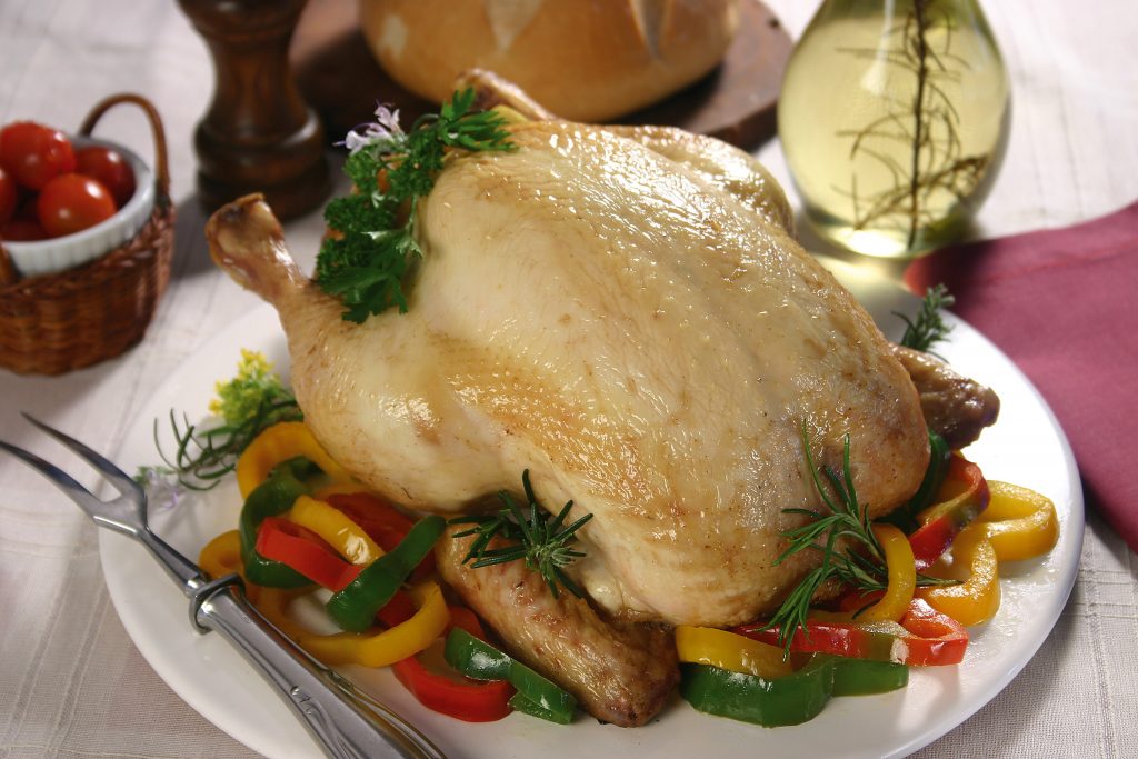 Dicen que la carne de pollo aporta gran contenido de potasio Pollo 1 1024x683