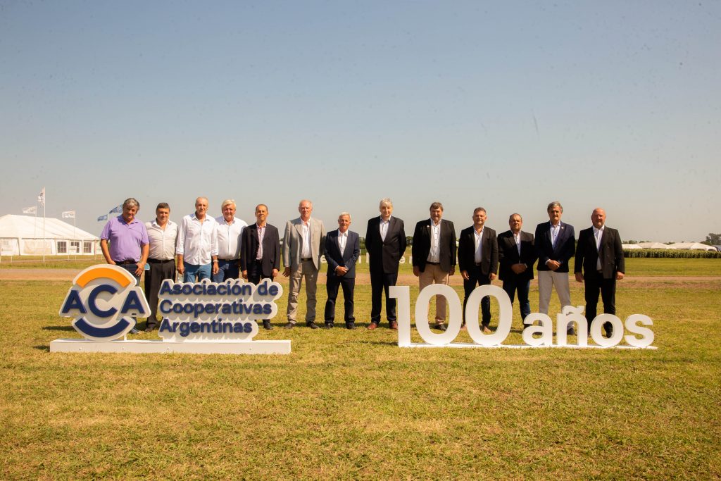 La Asociación de Cooperativas Argentinas celebró sus 100 años Foto Centenario De ACA 1024x683