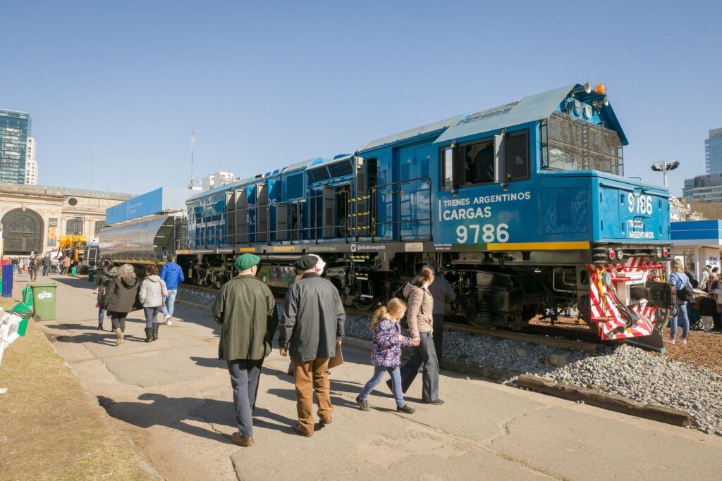 El Ministerio De Transporte Mostrara Los Avances Del Plan De Modernizacion Del Transporte Scaled 1 1024x683
