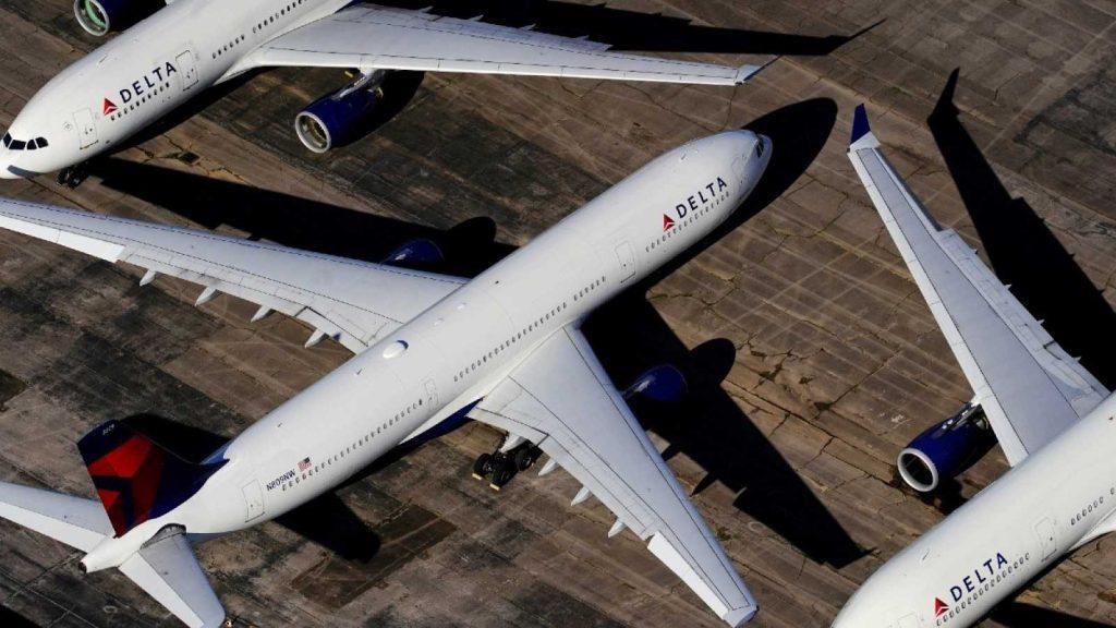 Suecia eliminará el impuesto ecológico a los viajes en avión a partir de 2025 Avion Emisiones 1024x576 1
