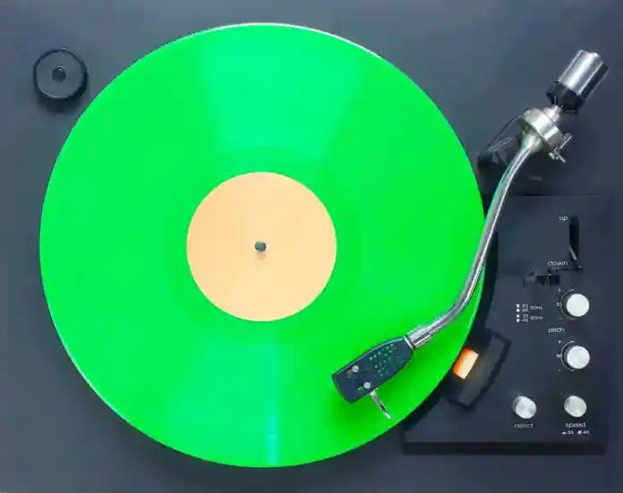 Novedoso: música en vinilo pero con un toque bioeconómico La Dulce Nostalgia De La Musica En Vinilo Ahora Con Un Toque Bioeconomico