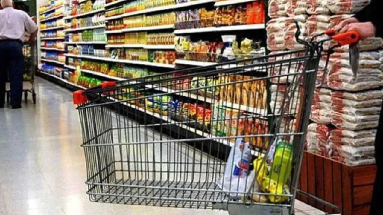 La importante cifra de argentinos que considera el consumo responsable al comprar alimentos Foto Argentinos Consumo Responsable 1