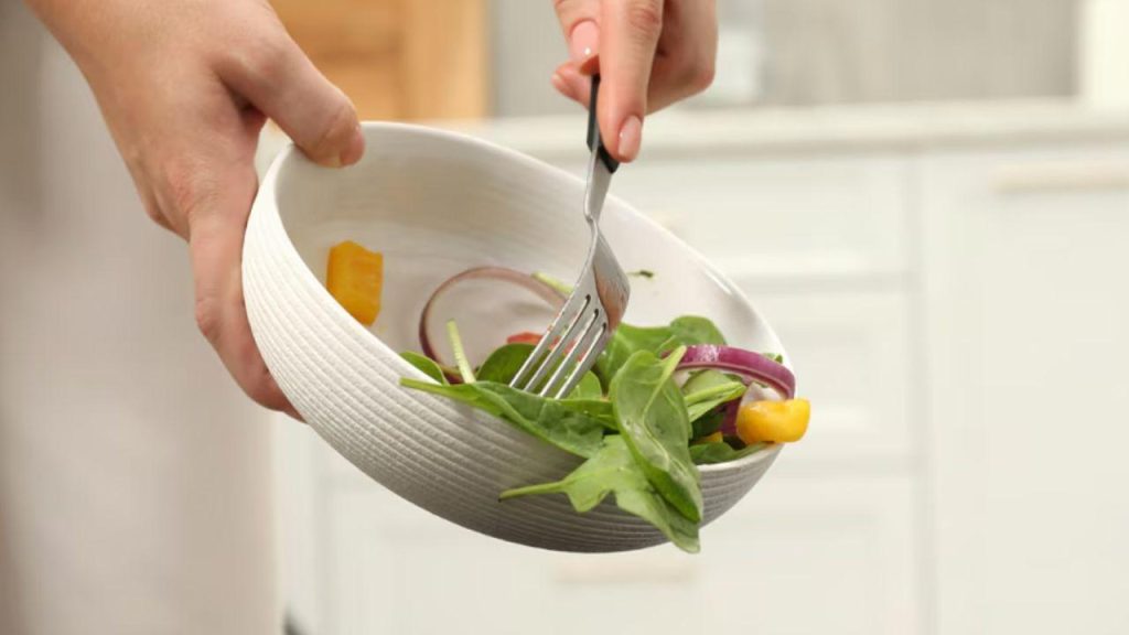 La inteligencia artificial irrumpe contra el desperdicio de alimentos y transforma el sistema global Foto Desperdicio Alimenticio Y La IA 1024x576