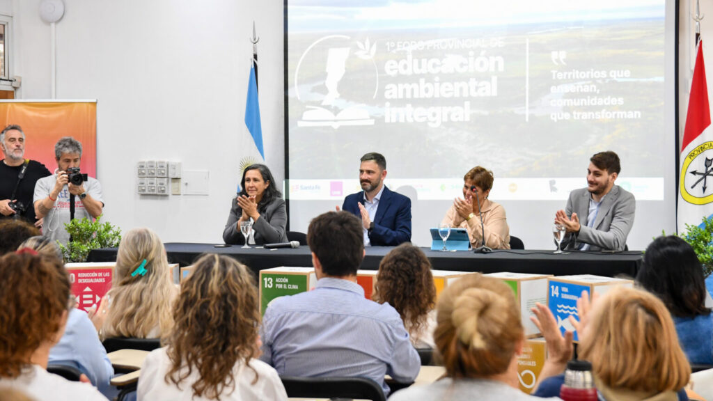 Foro Provincial de Educación Ambiental Integral en Santa Fe foto santa fe foro de ecucación ambiental
